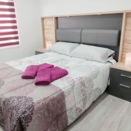 Appartamento - Lujo - Parking, Maquina Arcade, Wifi Y Netflix Oviedo Esterno foto