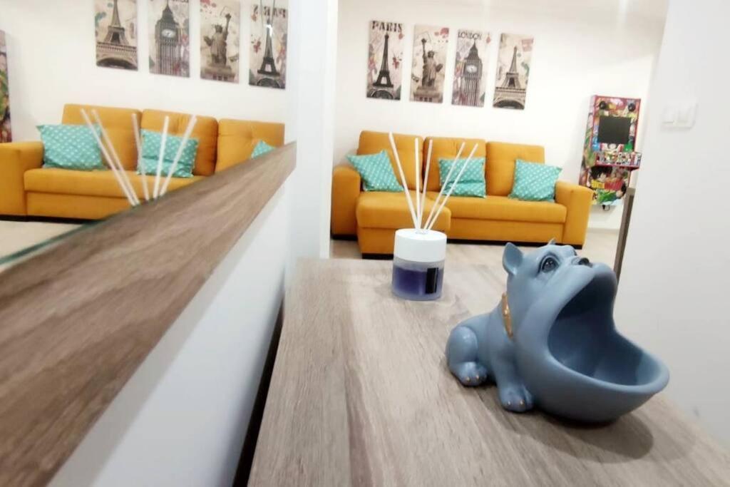 Appartamento - Lujo - Parking, Maquina Arcade, Wifi Y Netflix Oviedo Esterno foto